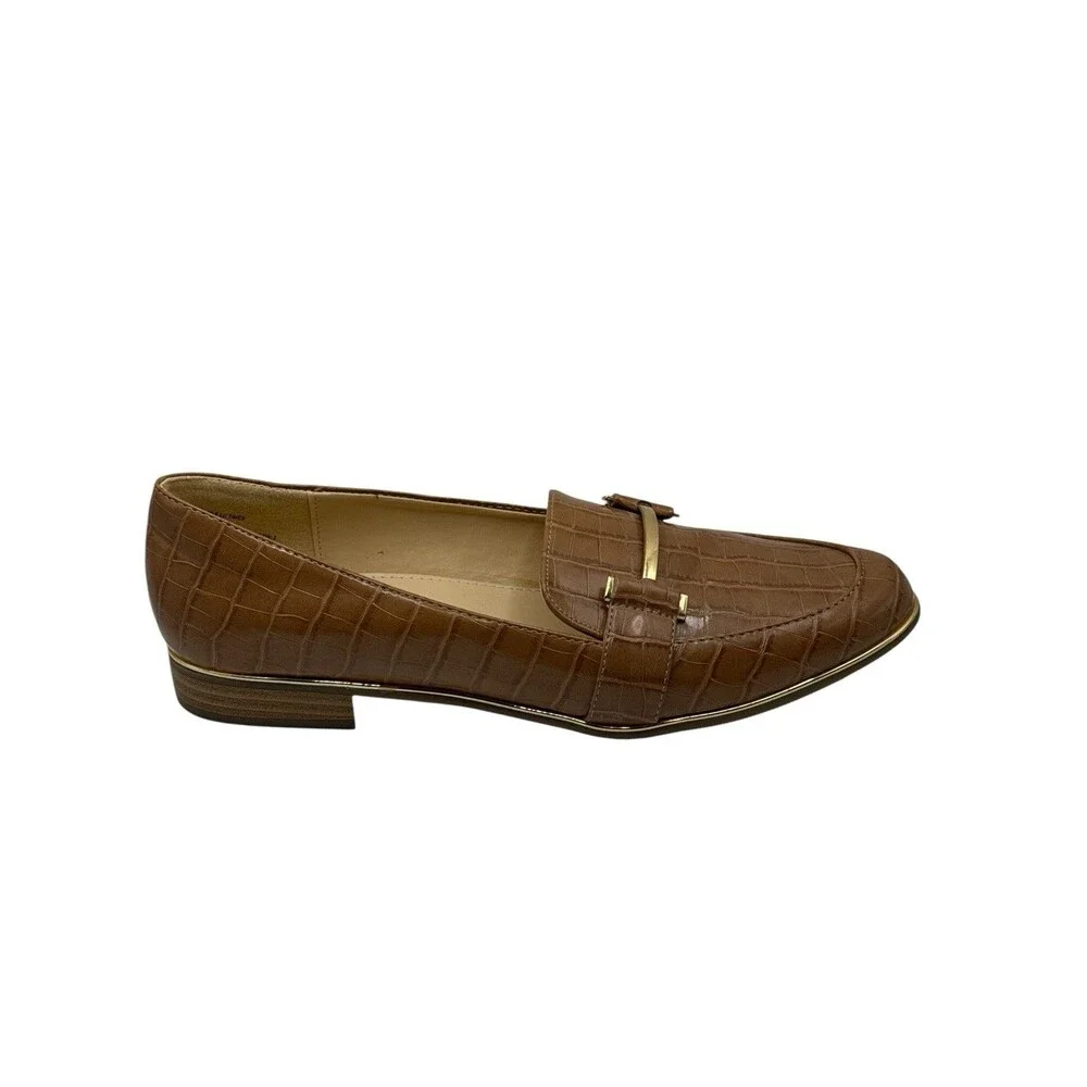 Liz Claiborne these liz