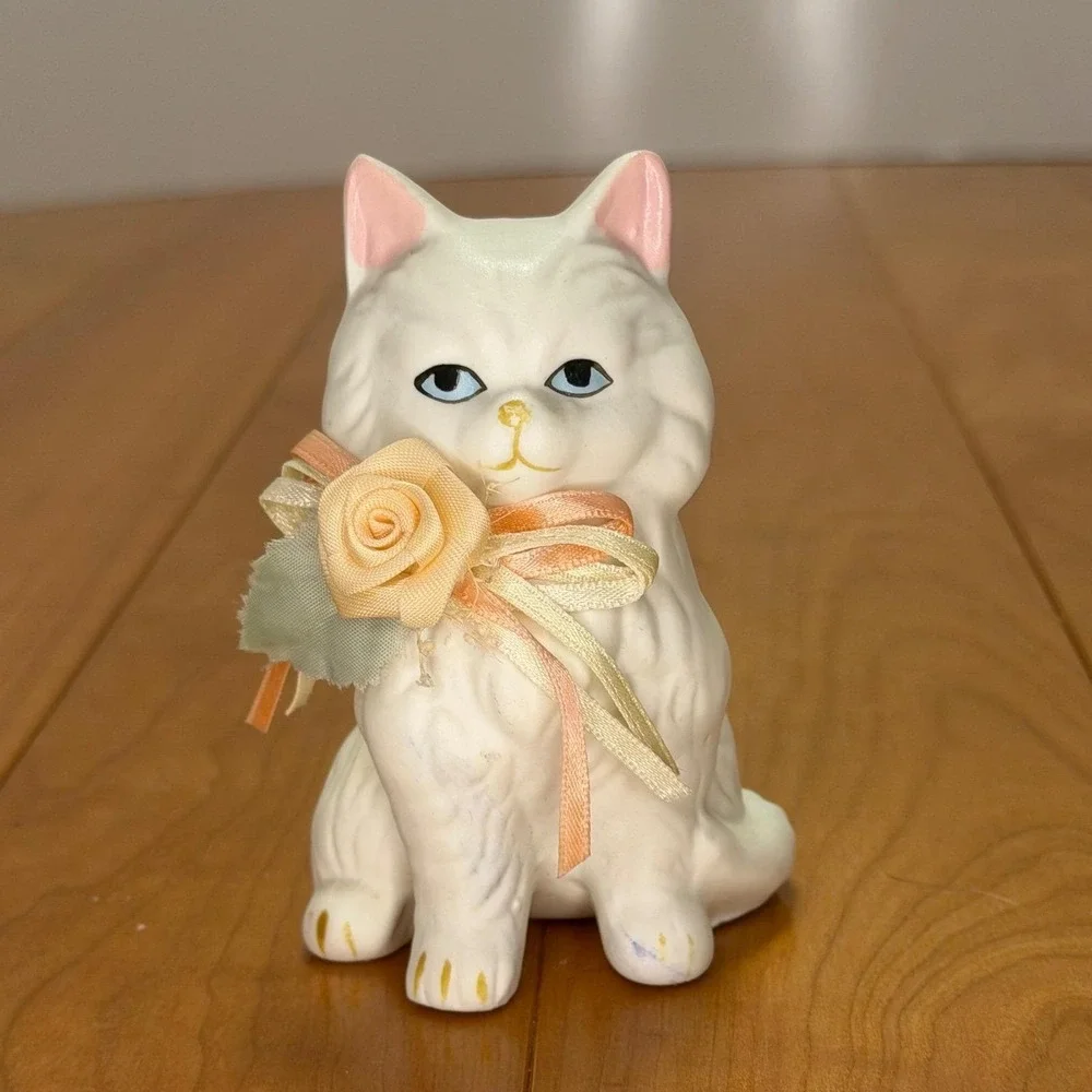 The Unbranded Brand sweet decorative
