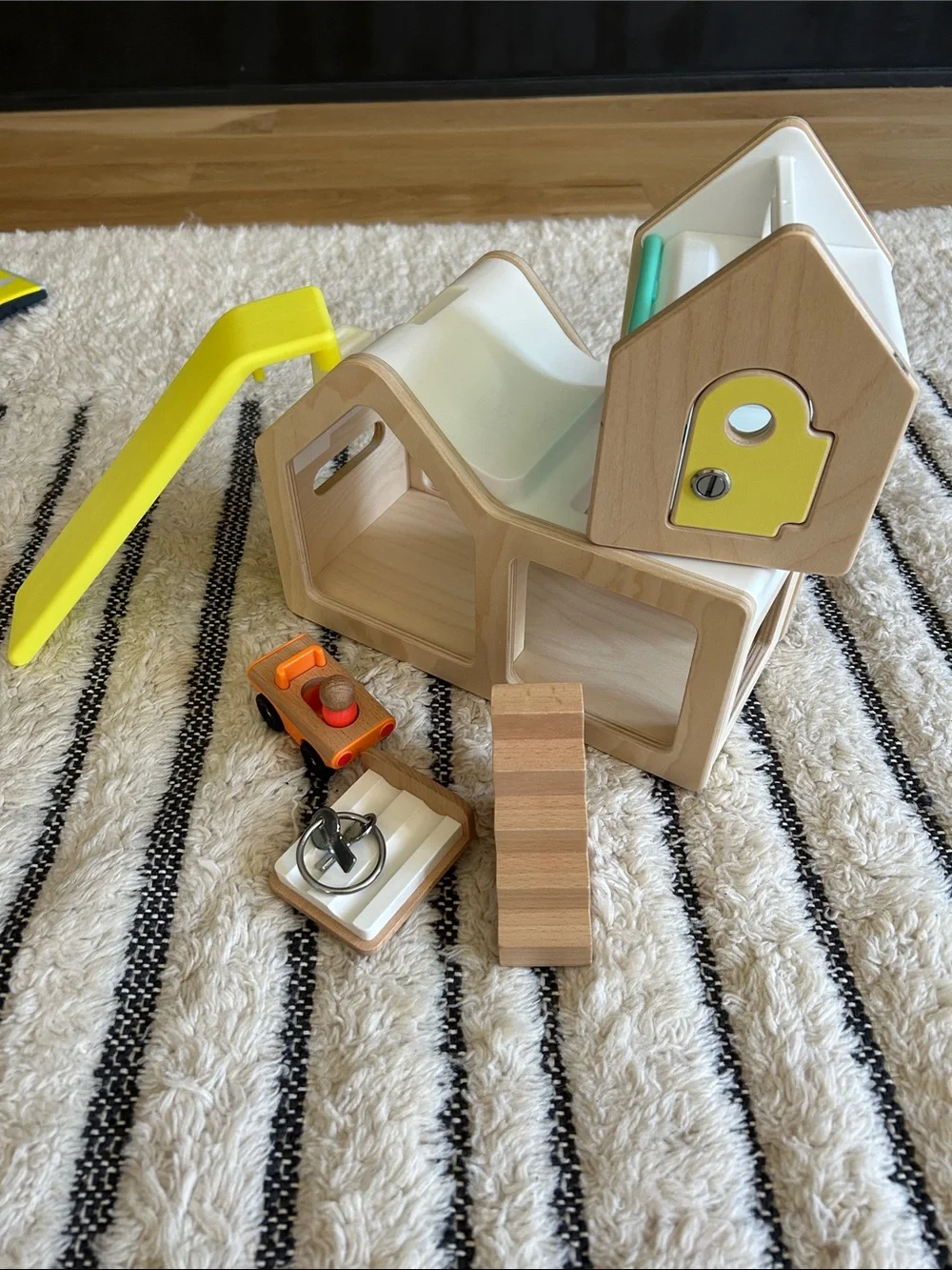 Lovevery Wooden modular Playhouse Set