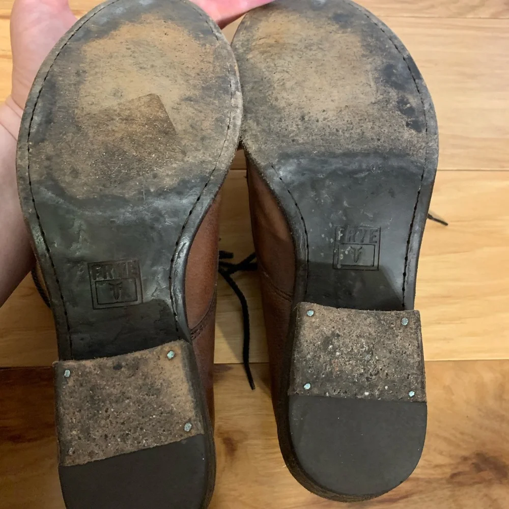 Frye classic women