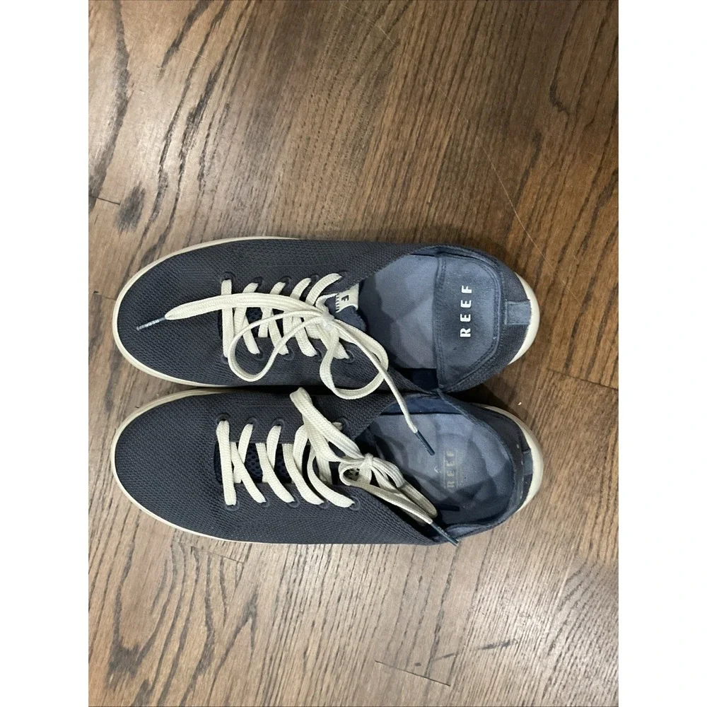 Reef deck shoes