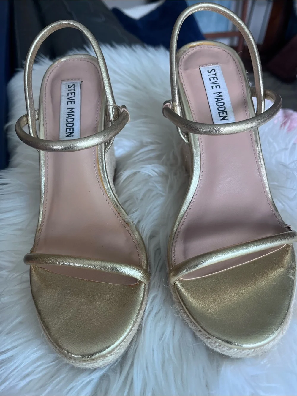 Steve Madden elegant gold