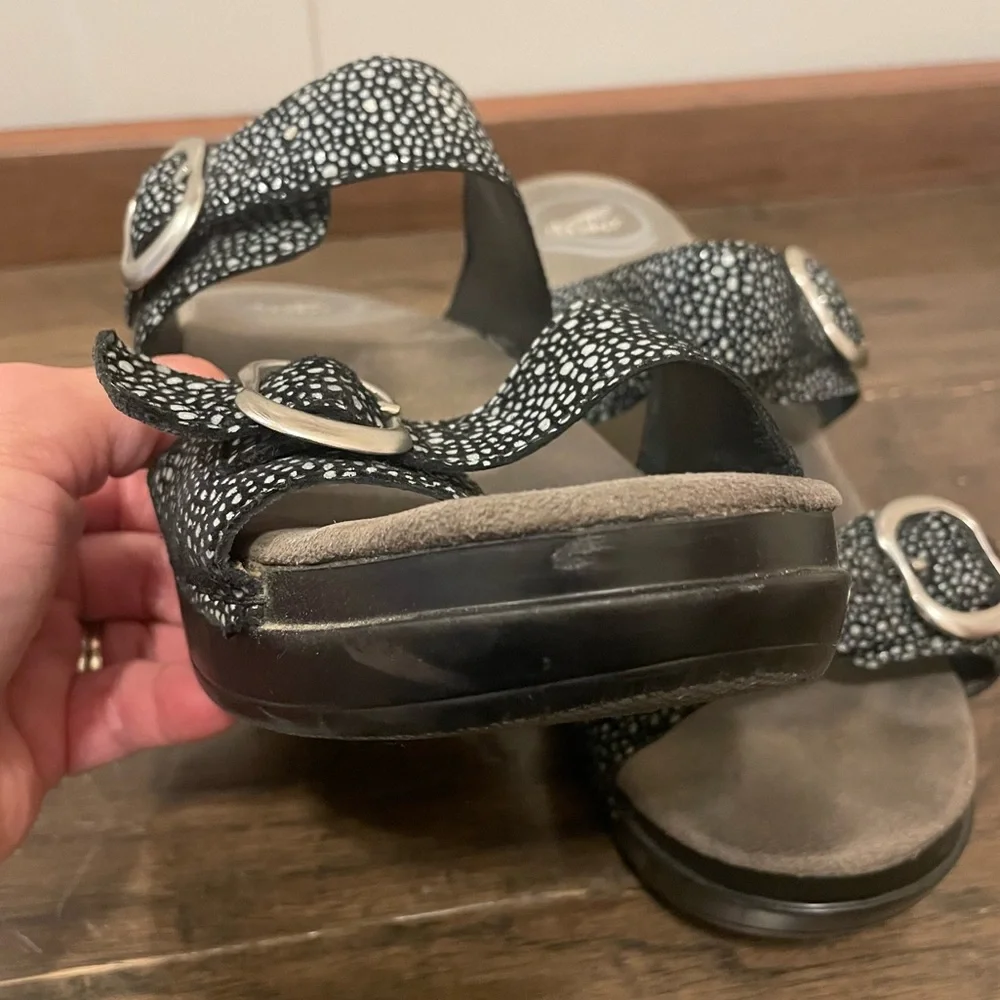 Dansko pre owned