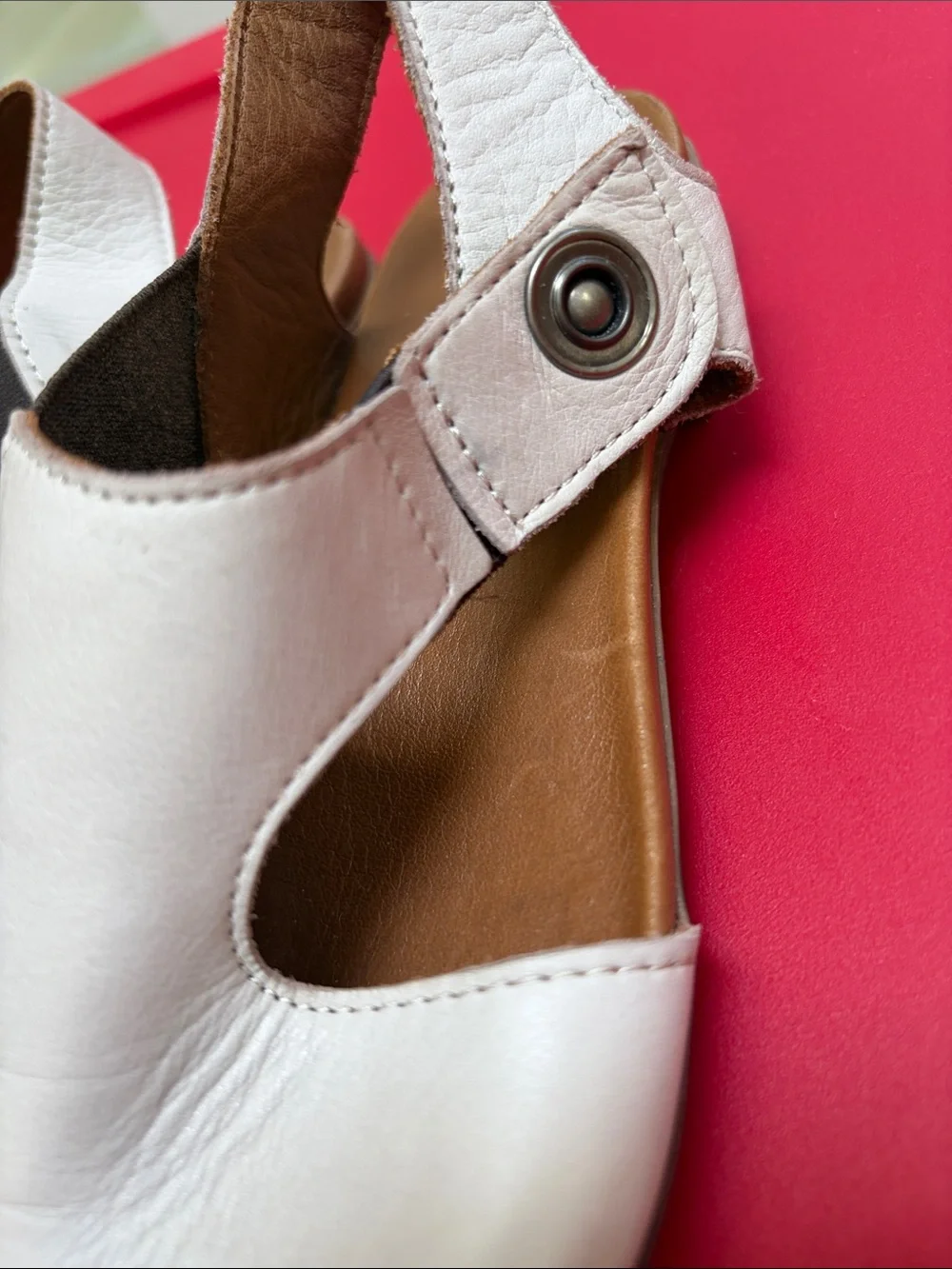 Bueno flexible brown fit