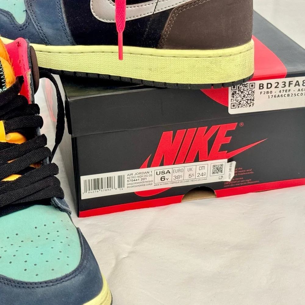 Nike colorful kids