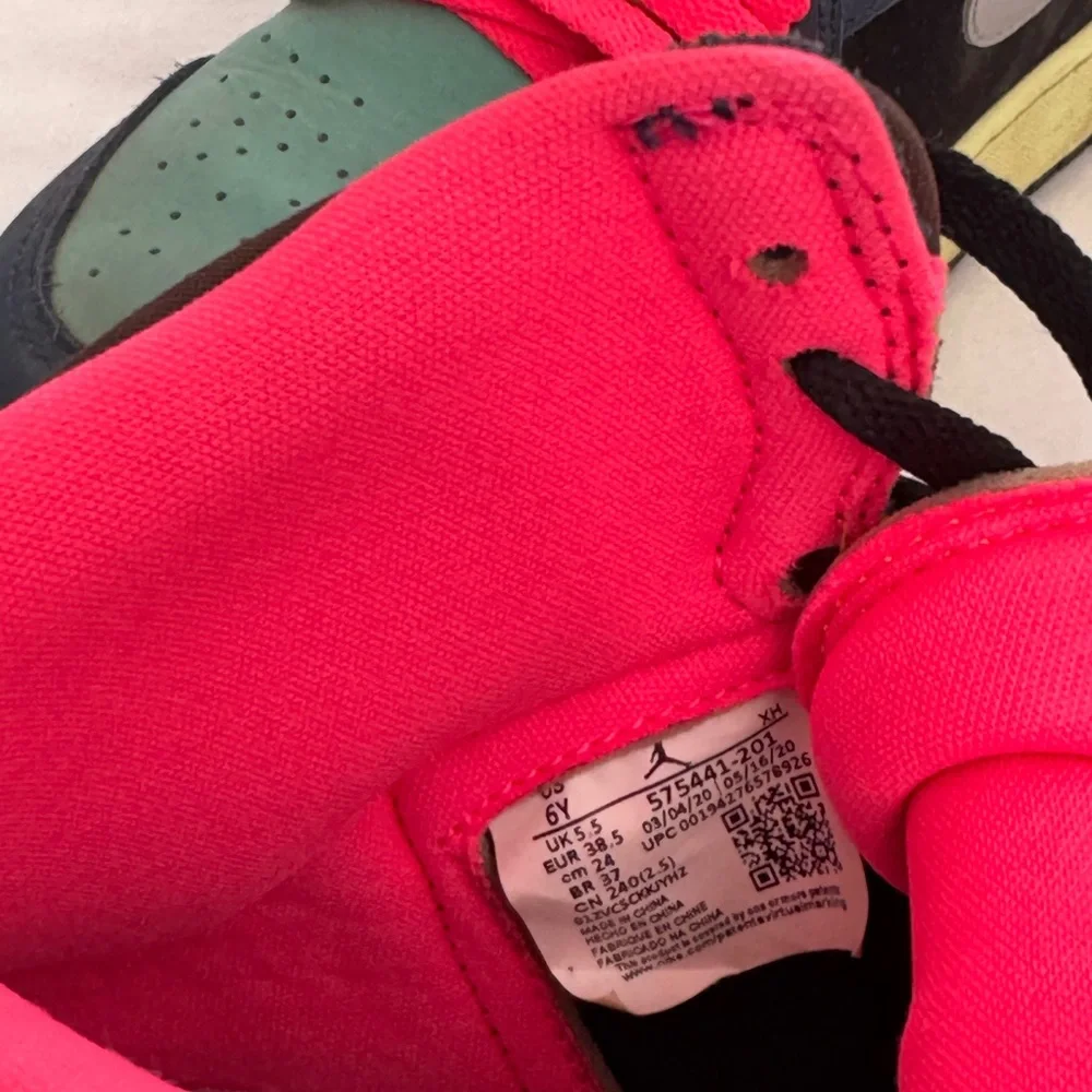 Nike colorful kids