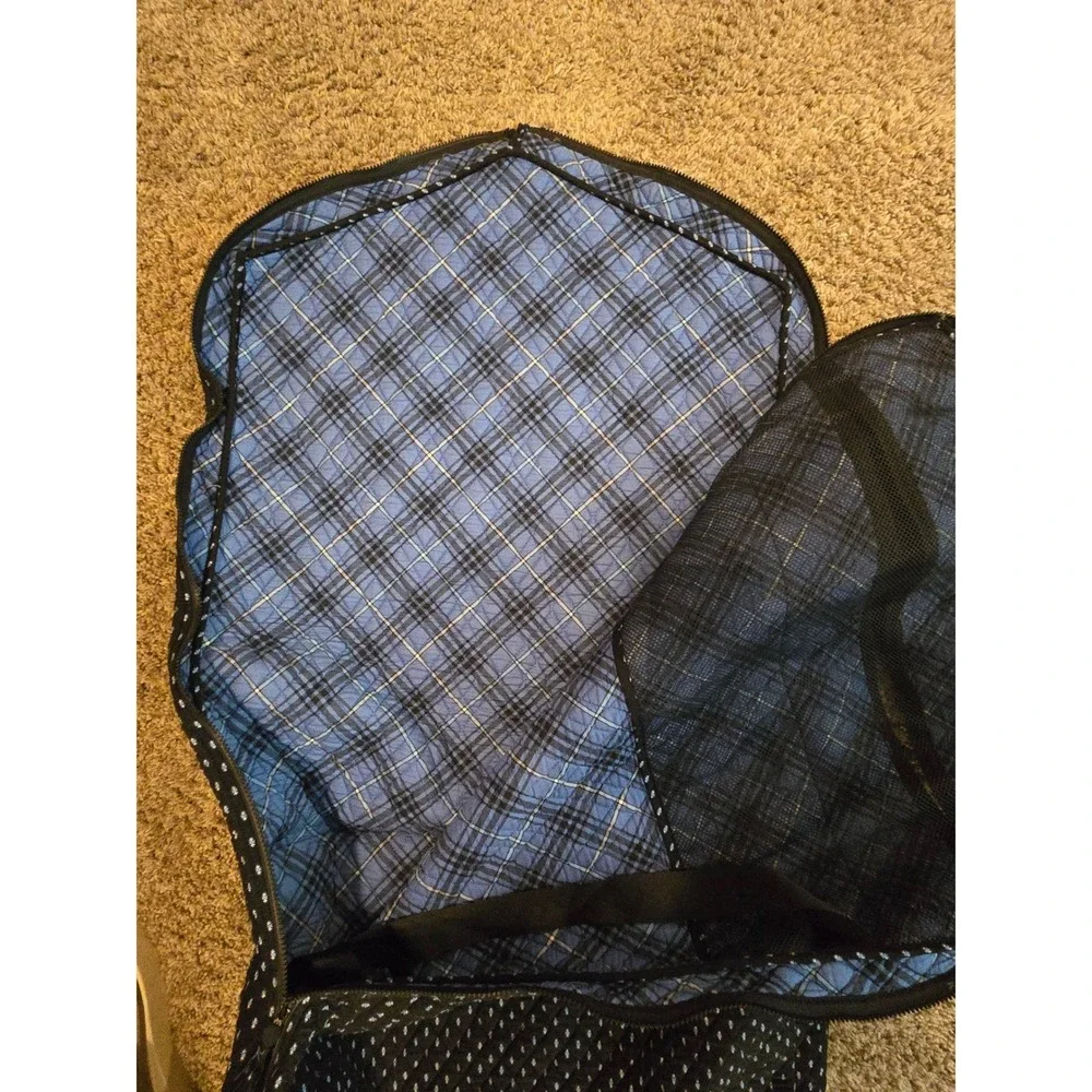 Vera Bradley wrinkle stylish garment