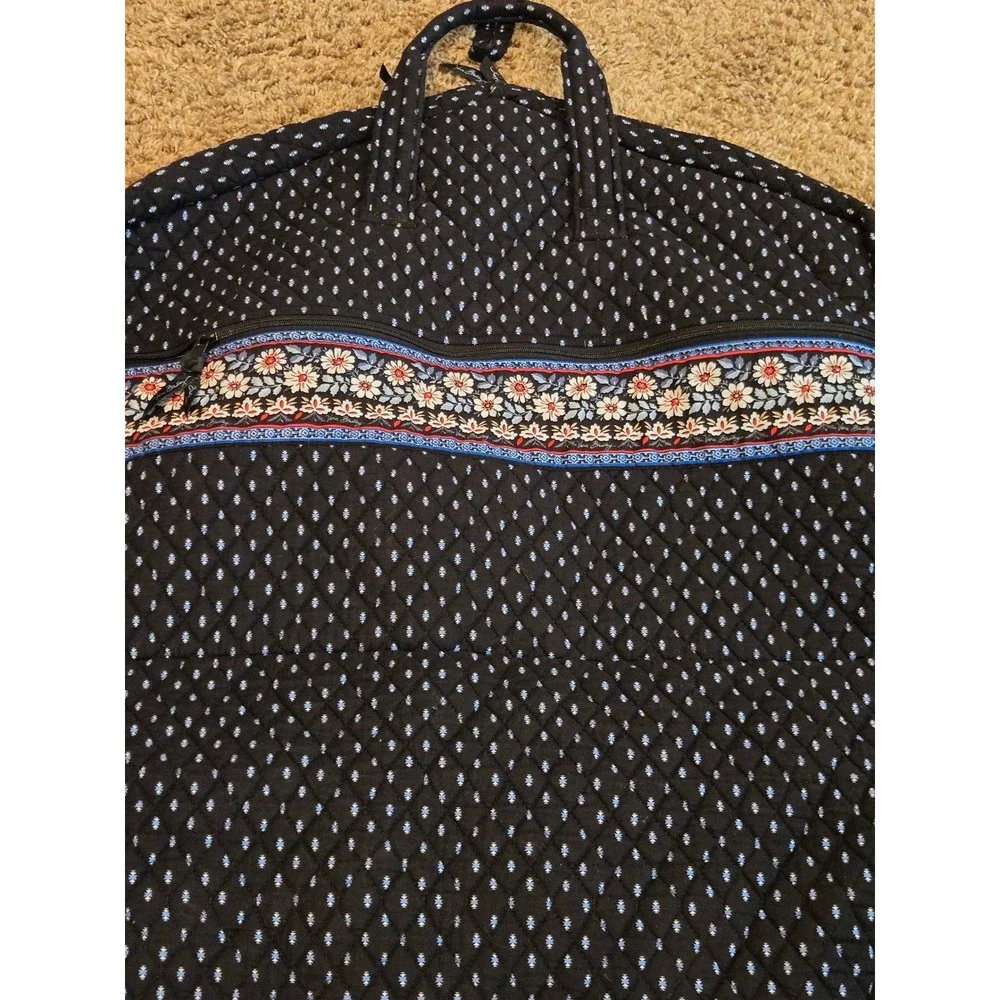 Vera Bradley zippered pocket
