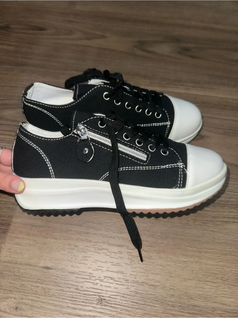 Black & White Zipper Accent Lace-Up Sneaker 6
