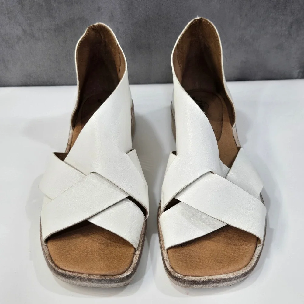 Free People Sun Valley Sandal Womens 38 US 8 White Leather Square Toe Flat Slide