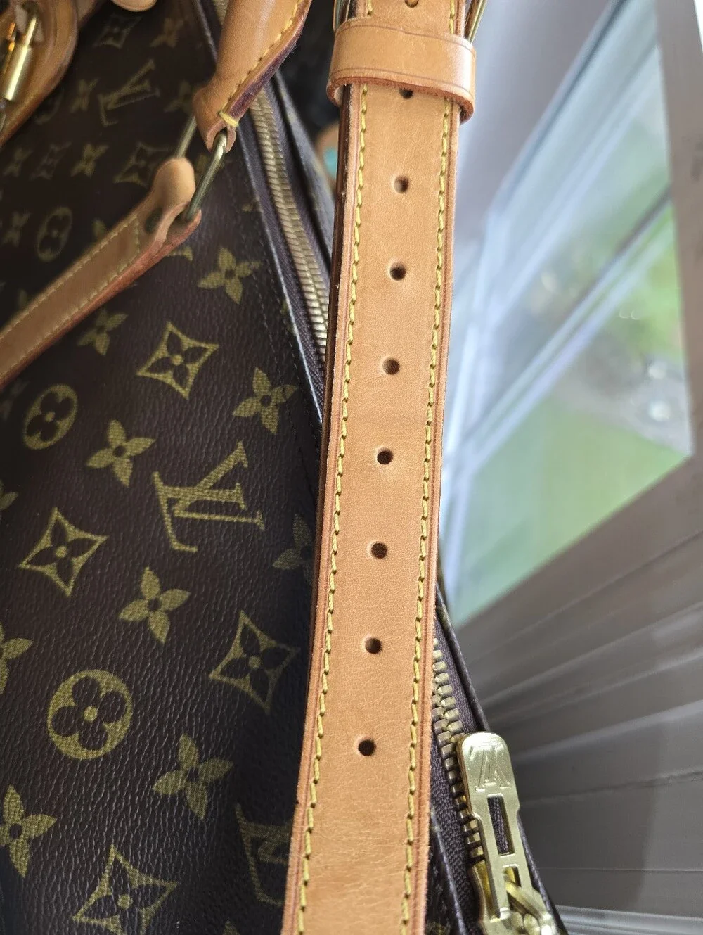 Louis Vuitton classic louis