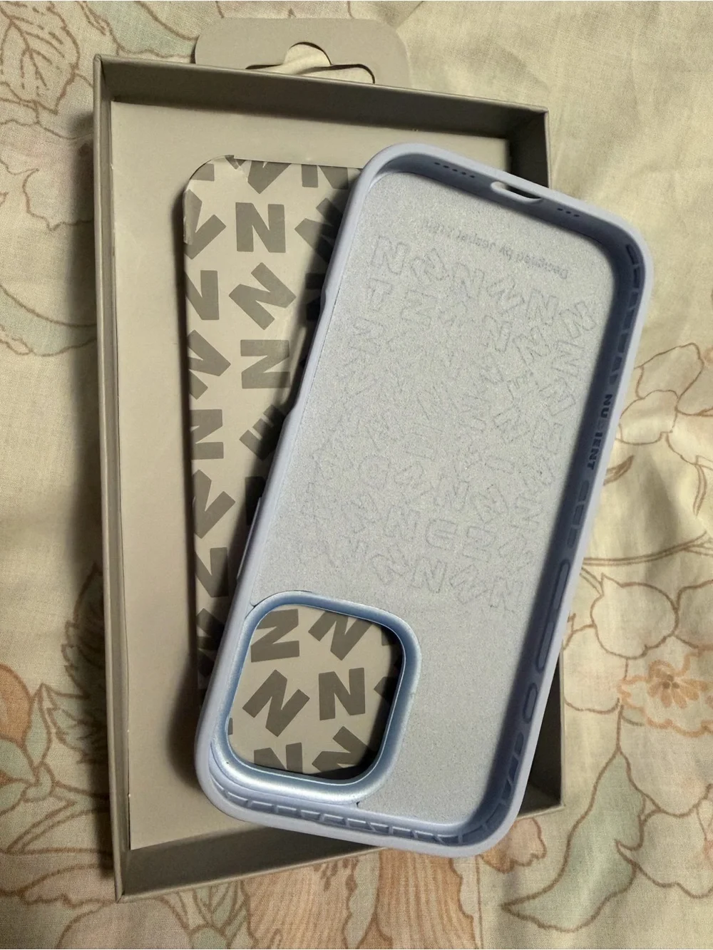 NUDIENT bold case