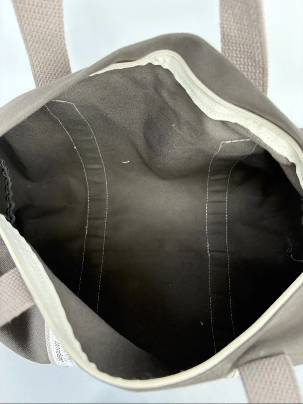 N/A brown canvas
