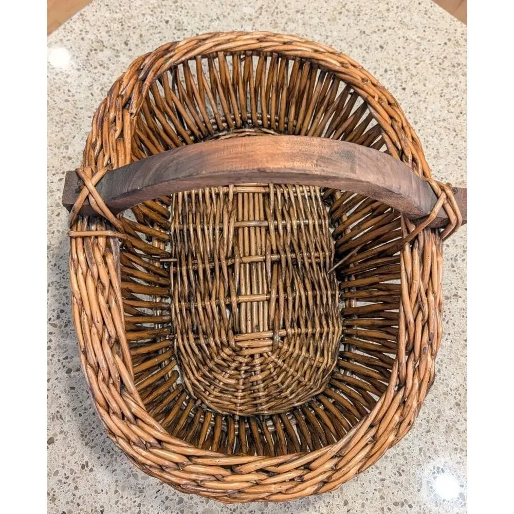 Unbranded this vintage