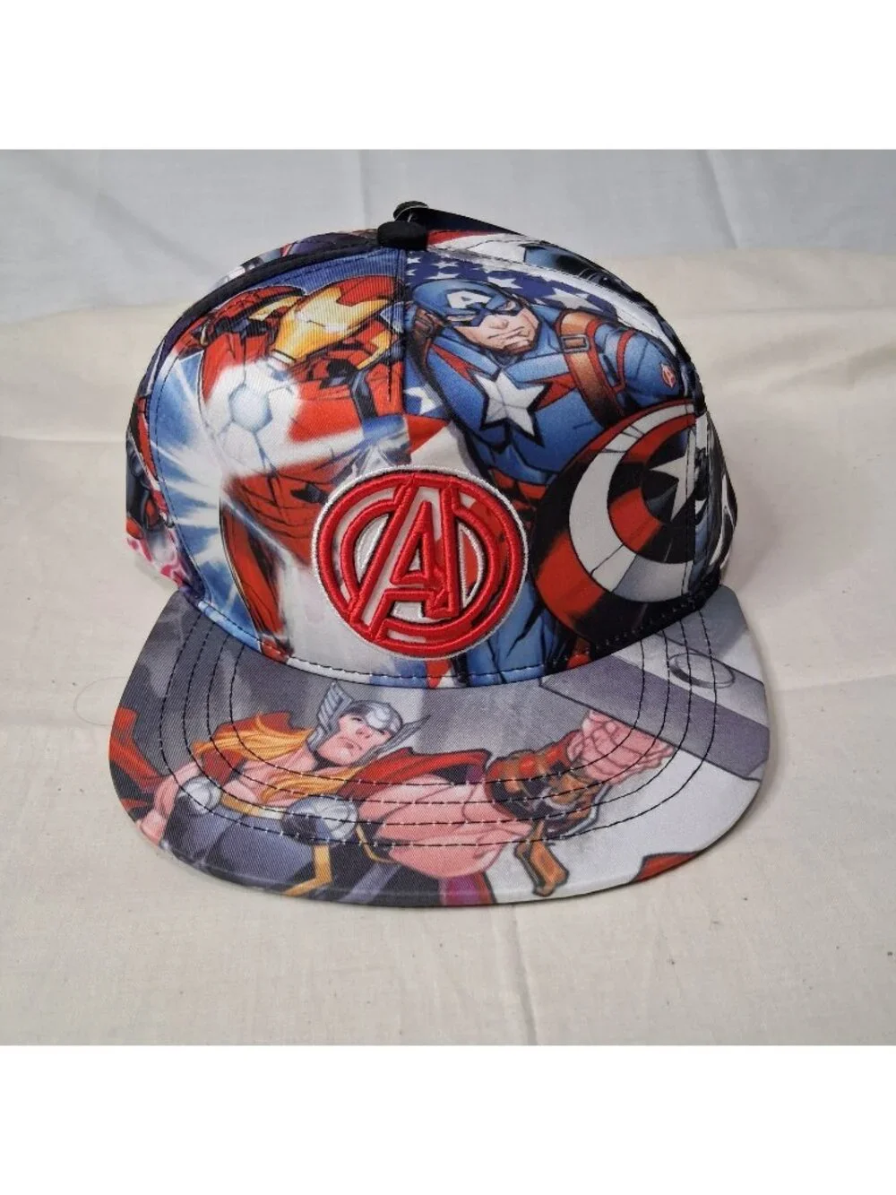 Avengers Marvel Snap-Back Ball Cap Youth OSFM Berkshires Fashion NWT