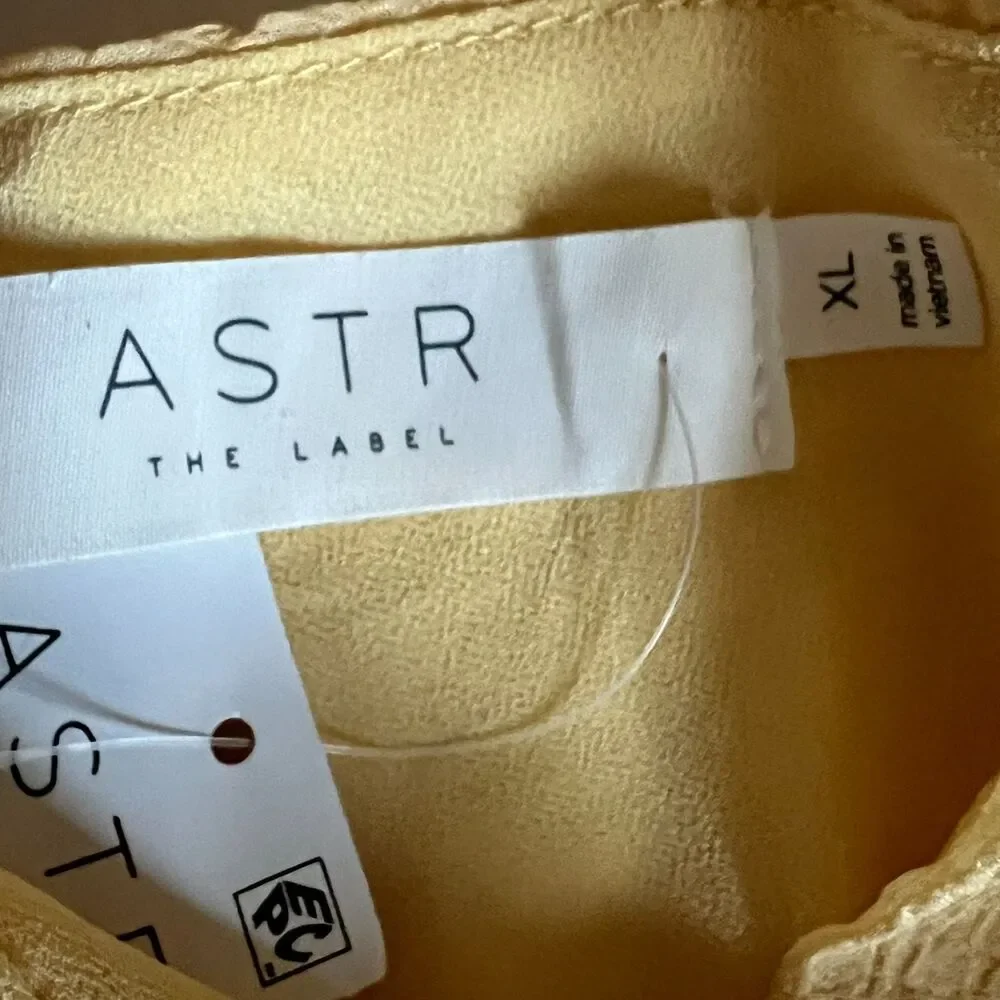 Astr label top