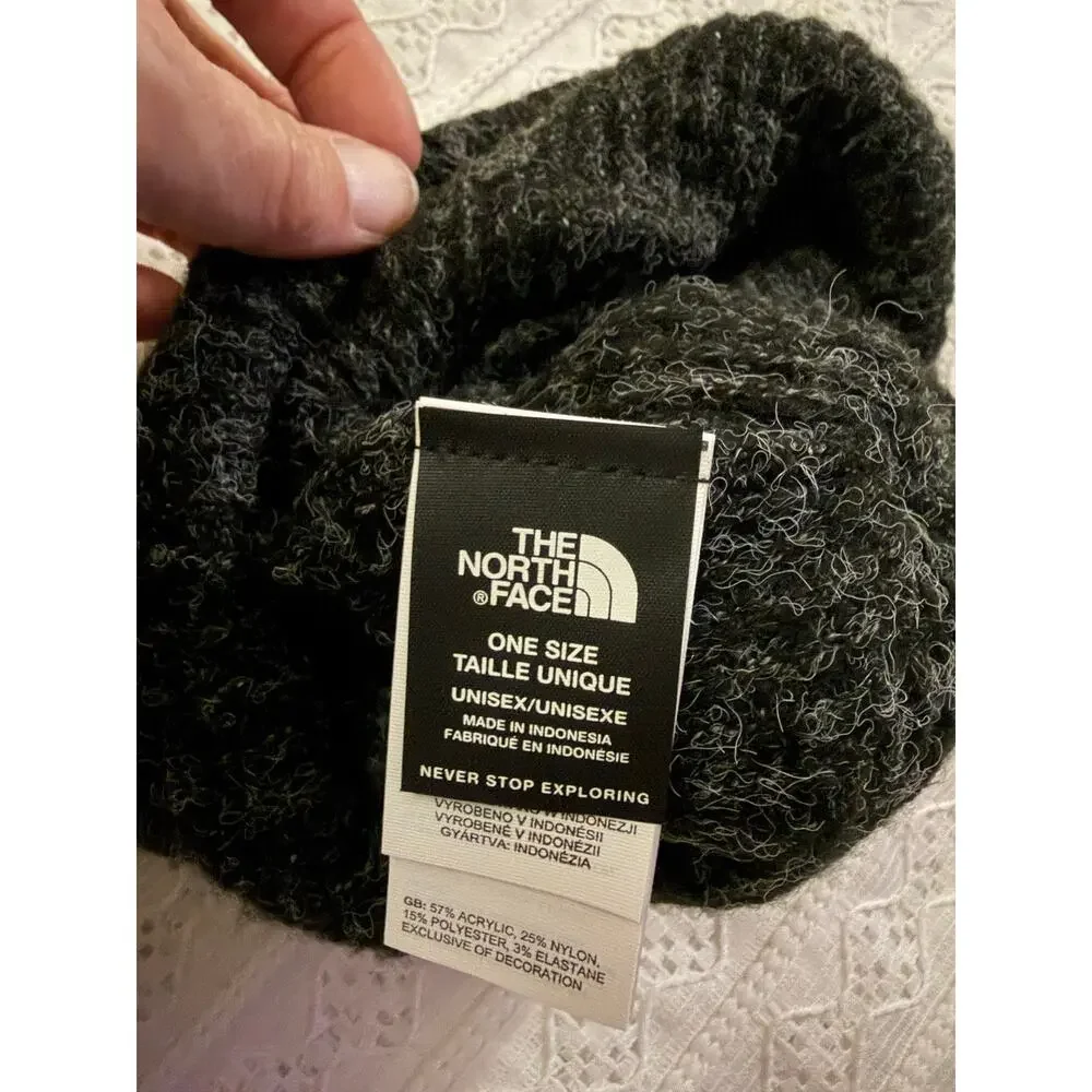 The North Face Cable Knit Beanie Hat Gray One Size Unisex Cozy Winter Cap