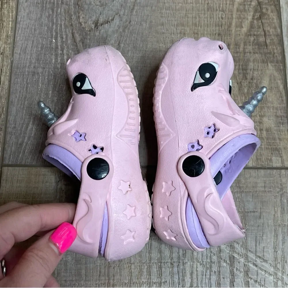 N/A pink magical