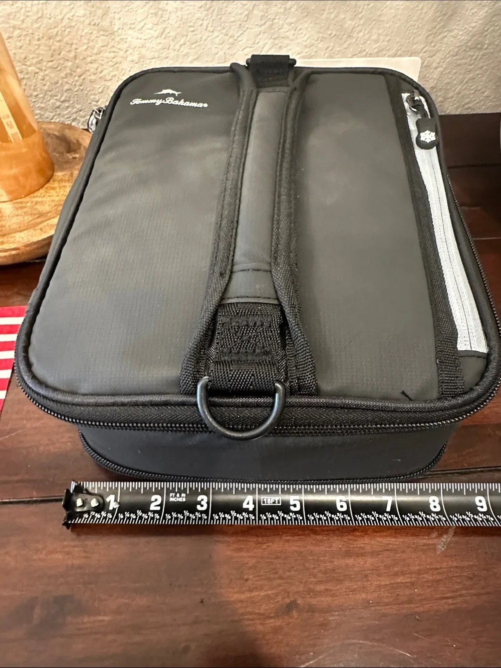 Tommy Bahama compact insulated