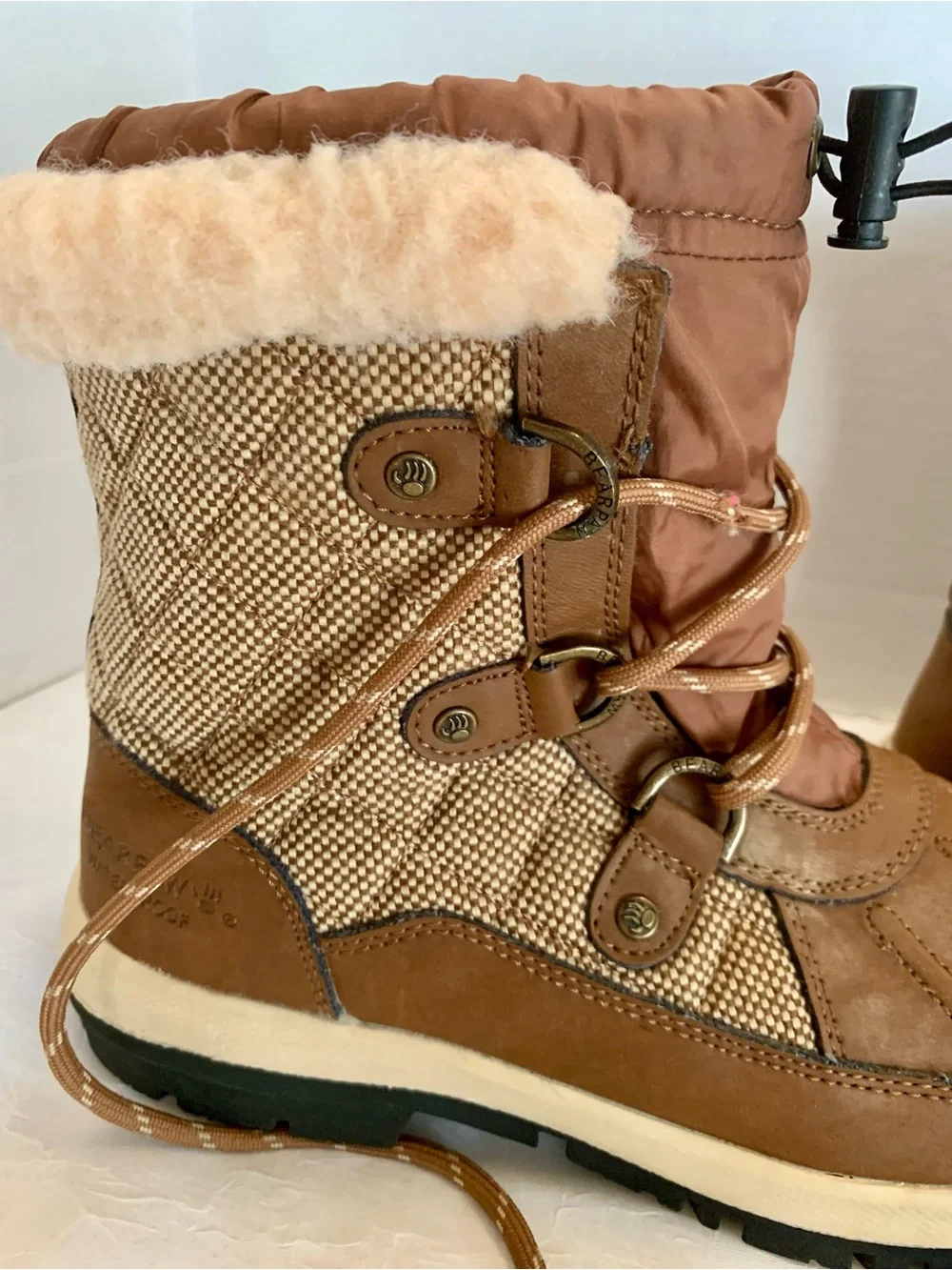BearPaw warm stylish