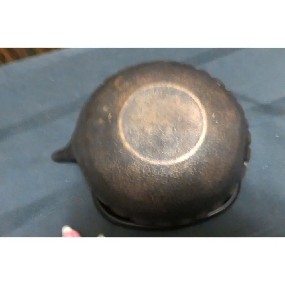unknown teapot vintage
