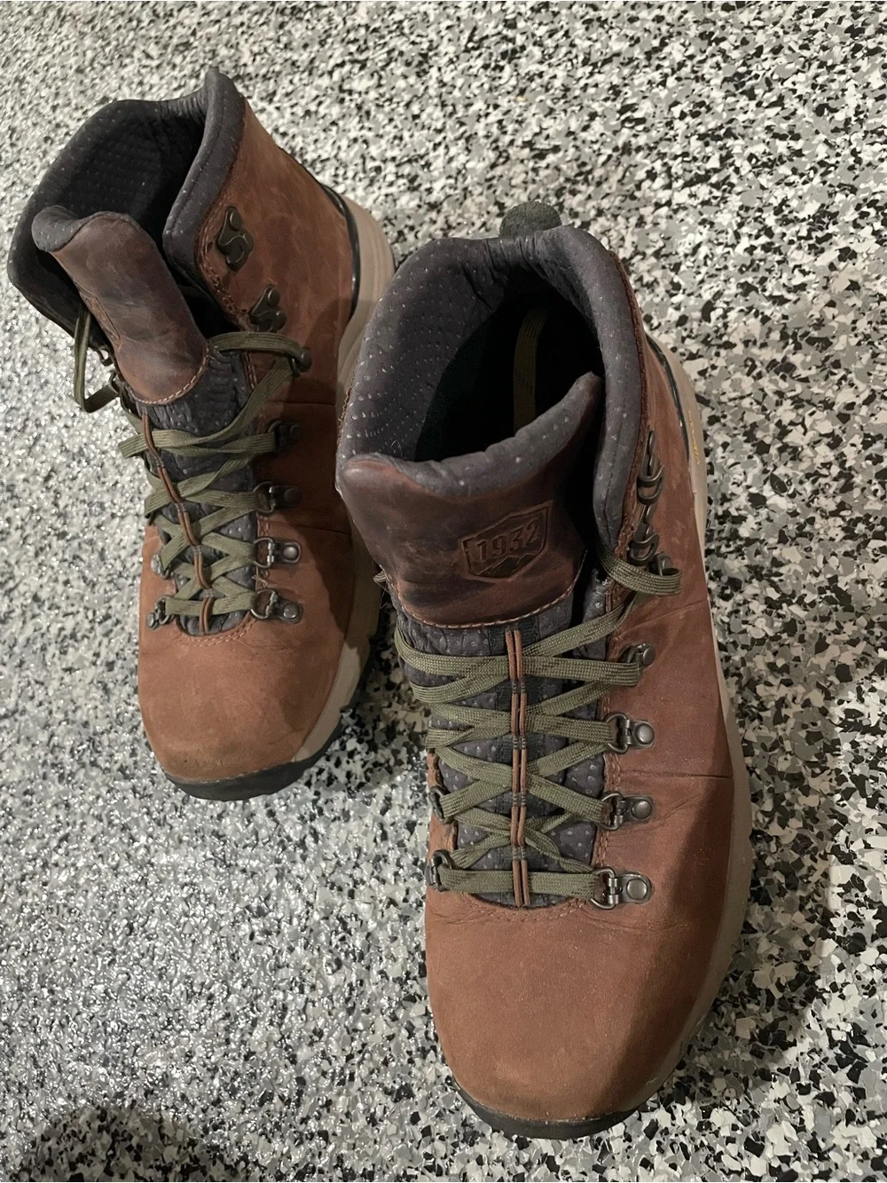 Danner mountain 600