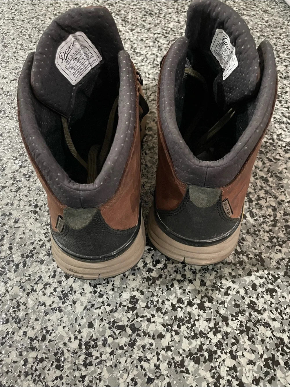 Danner mountain 600