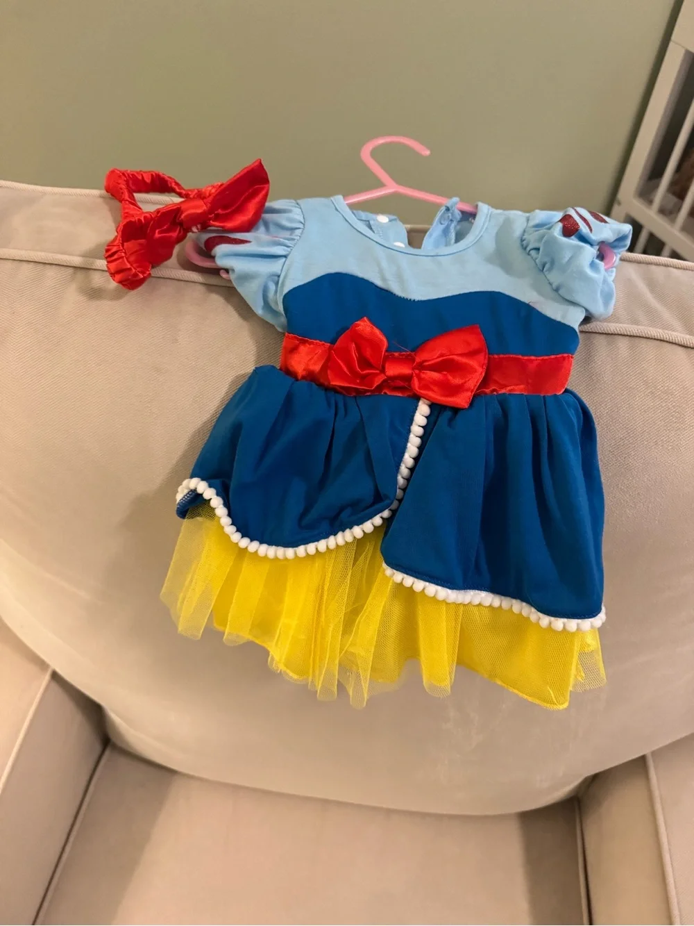 N/A used dresses