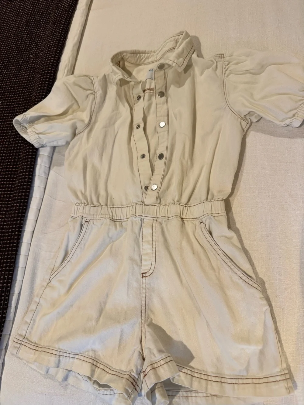 Old Navy cream cotton