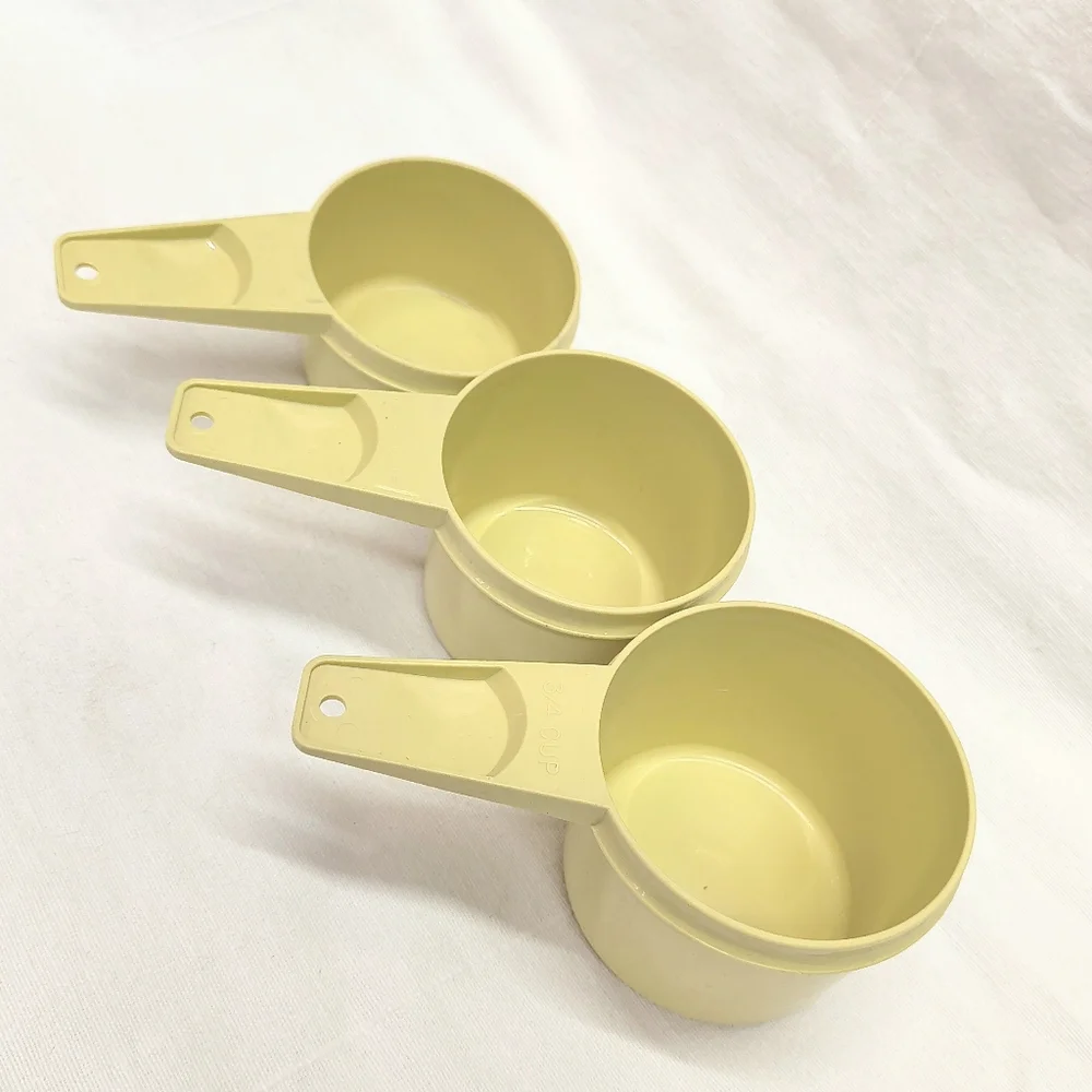 TUPPERWARE | Vintage Yellow Stacking Measuring Cups Set of 3 Retro