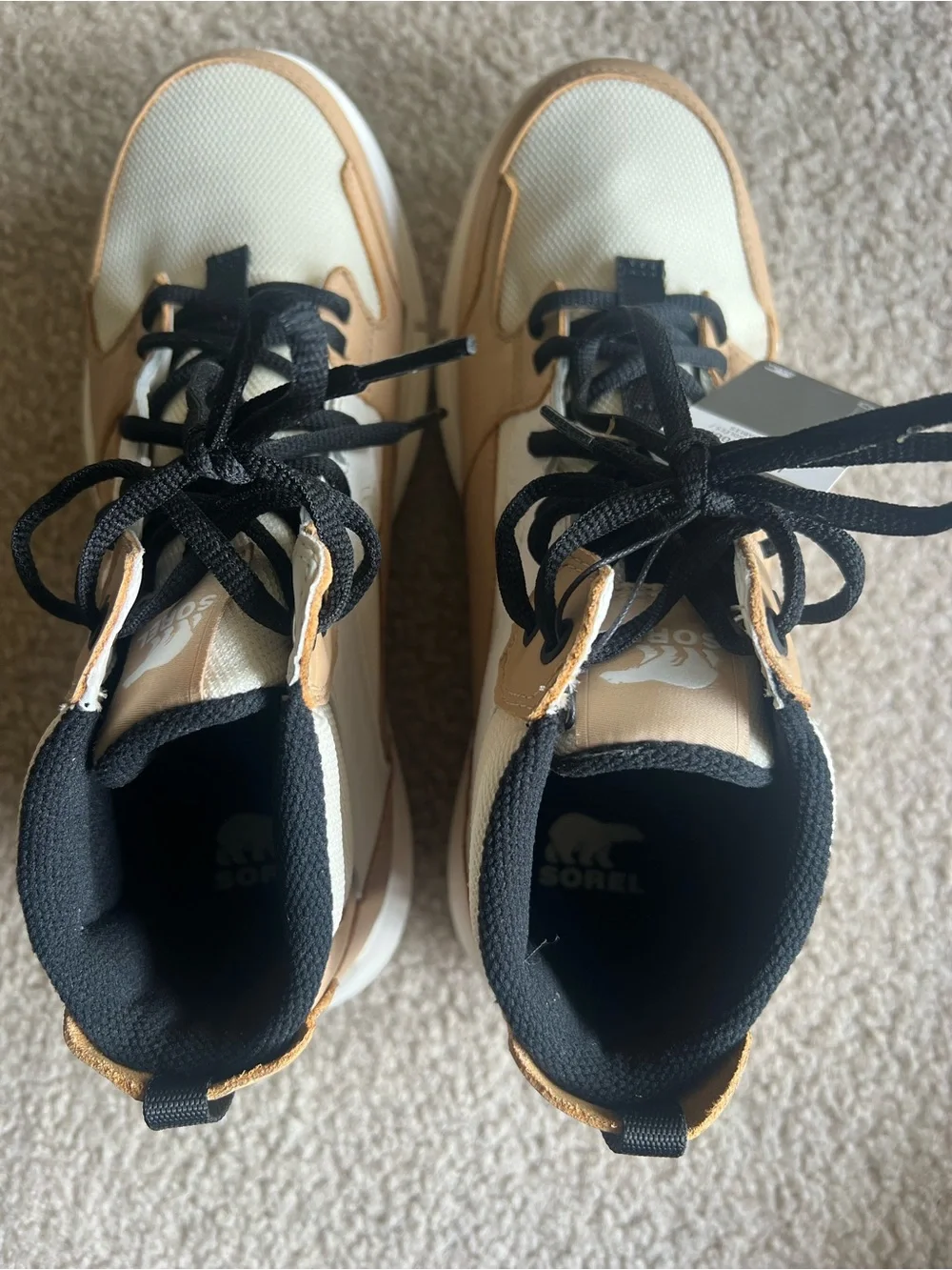 Sorel Explorer II - Sneaker Boots - Women’s Size 9 - New With Tags