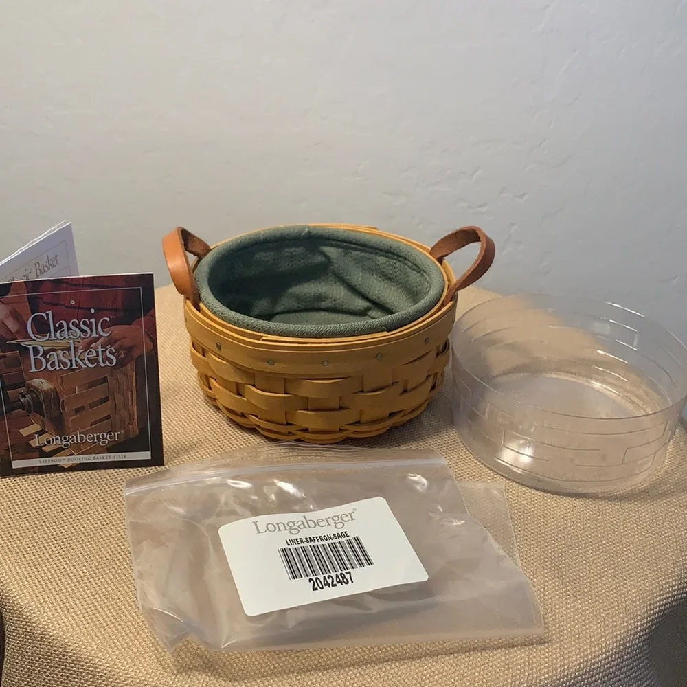 Hostess only Longaberger Saffron basket set