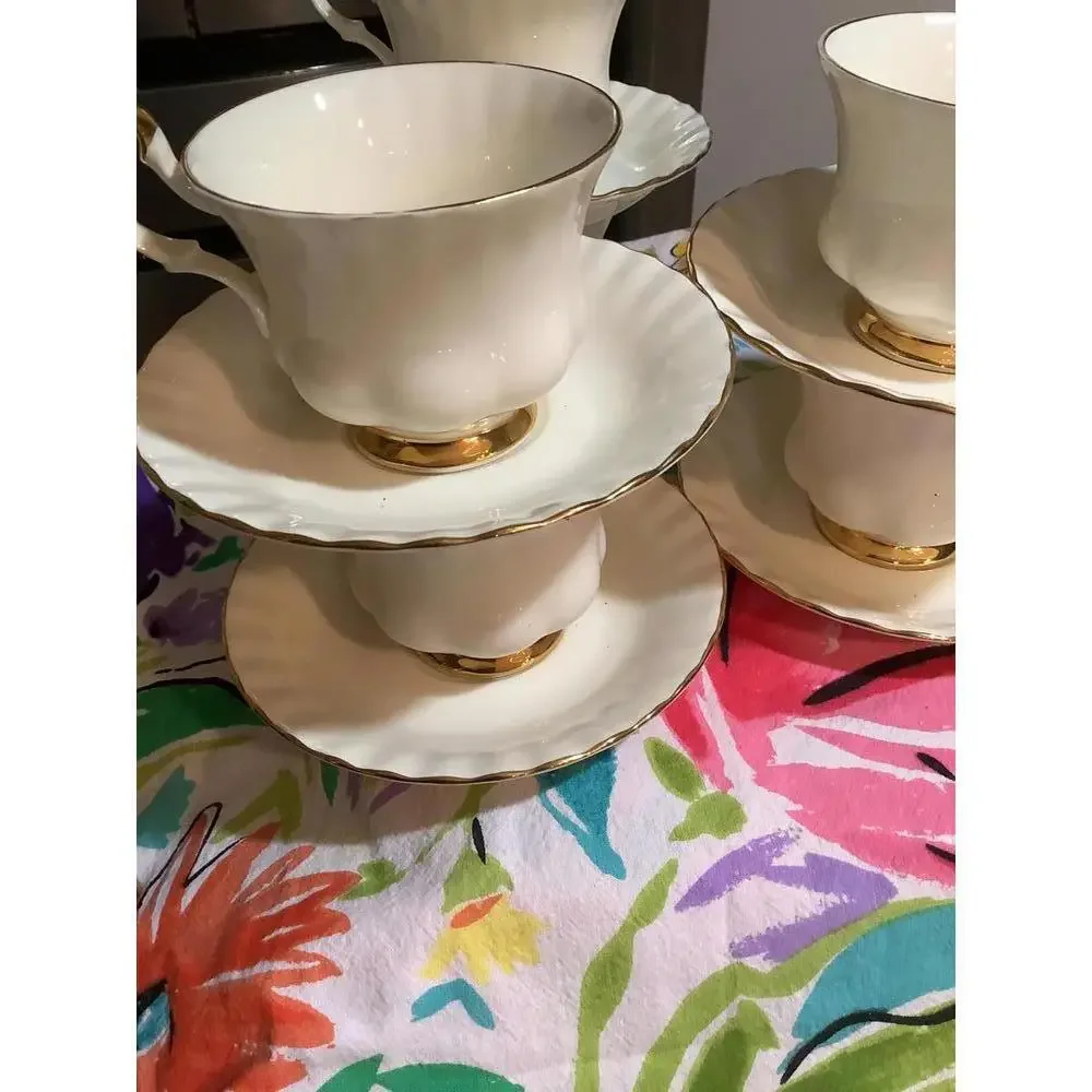 Royal Albert saucer teacup royal
