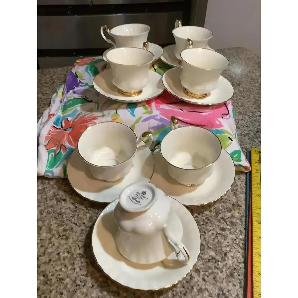 Royal Albert display ideal teacup