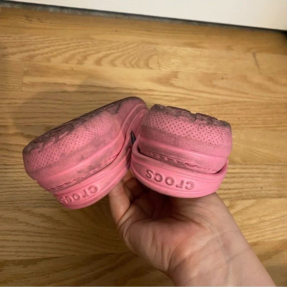 CROCS pink fleece