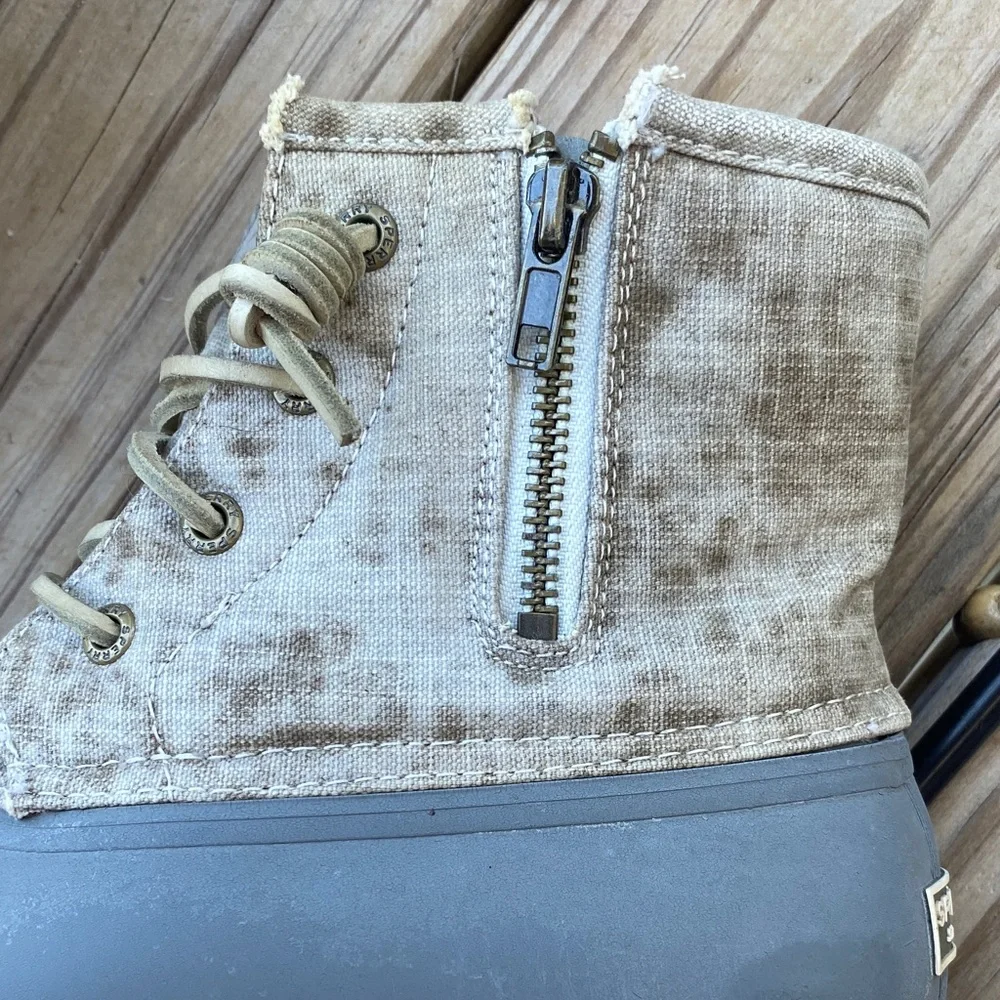 Sperry Women's Taupe Canvas & Gray Rubber Duck Boots