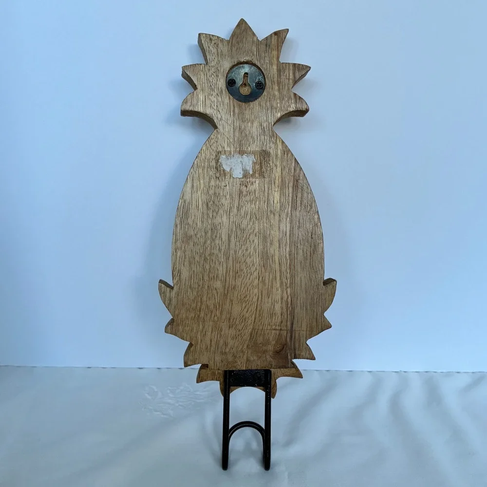 N/A carved wooden