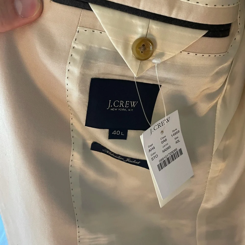 J. Crew reposhing this
