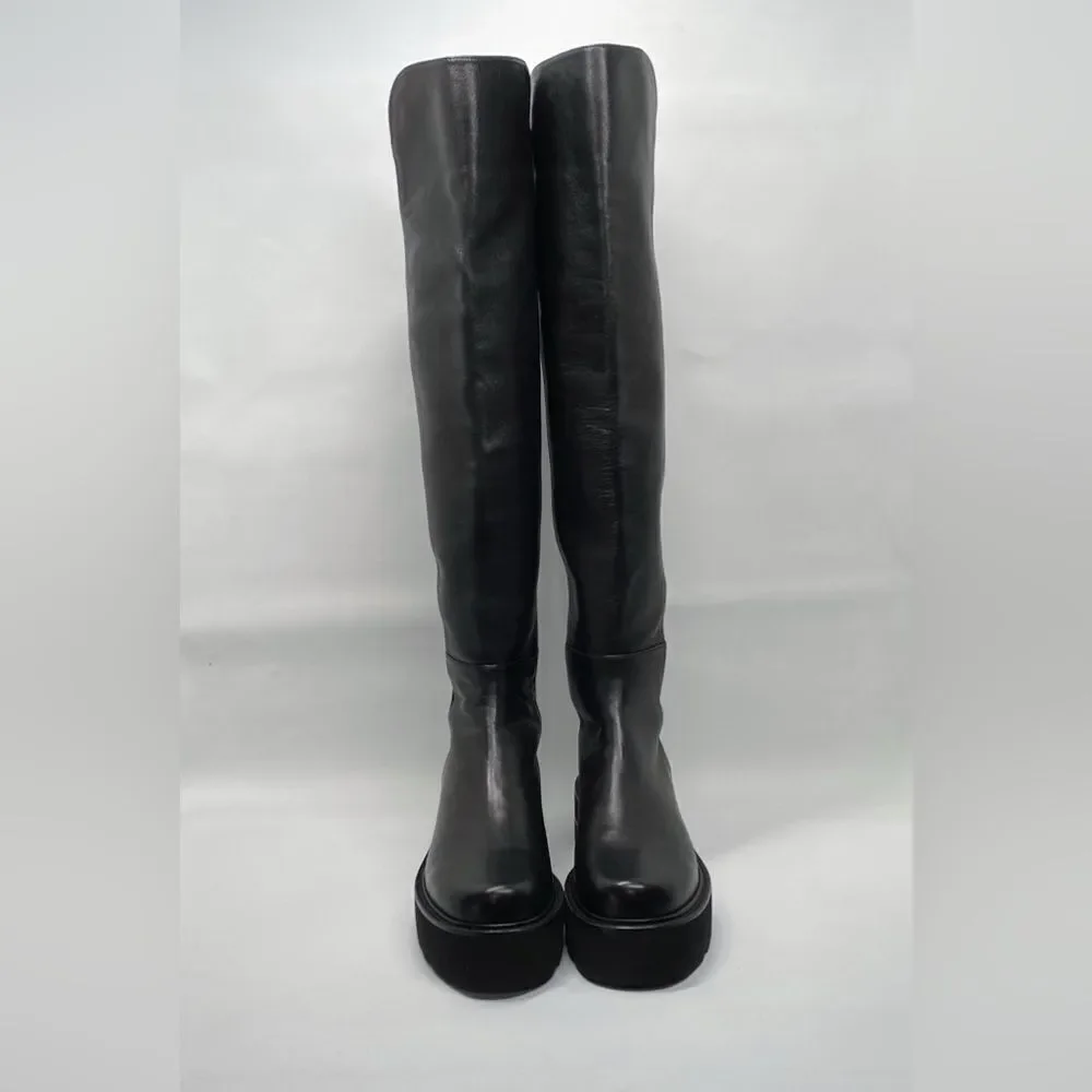 Stuart Weitzman tried only