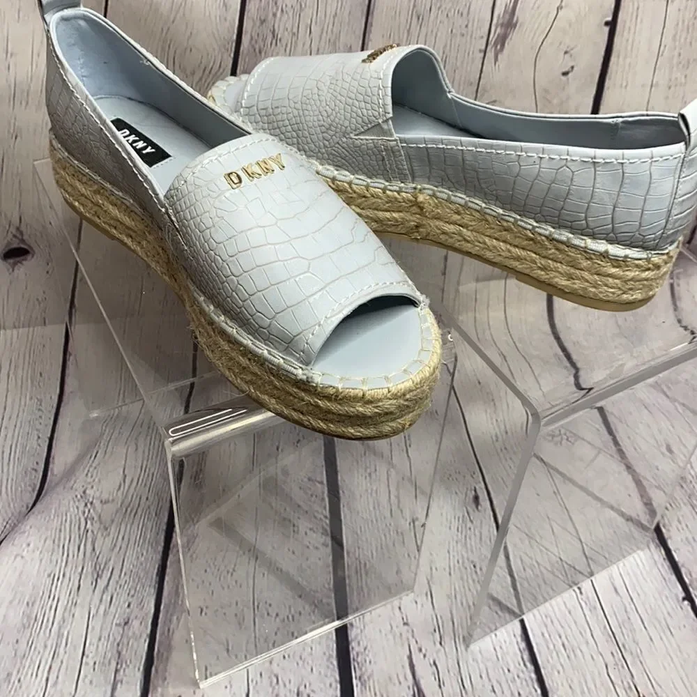 Dkny nwot color