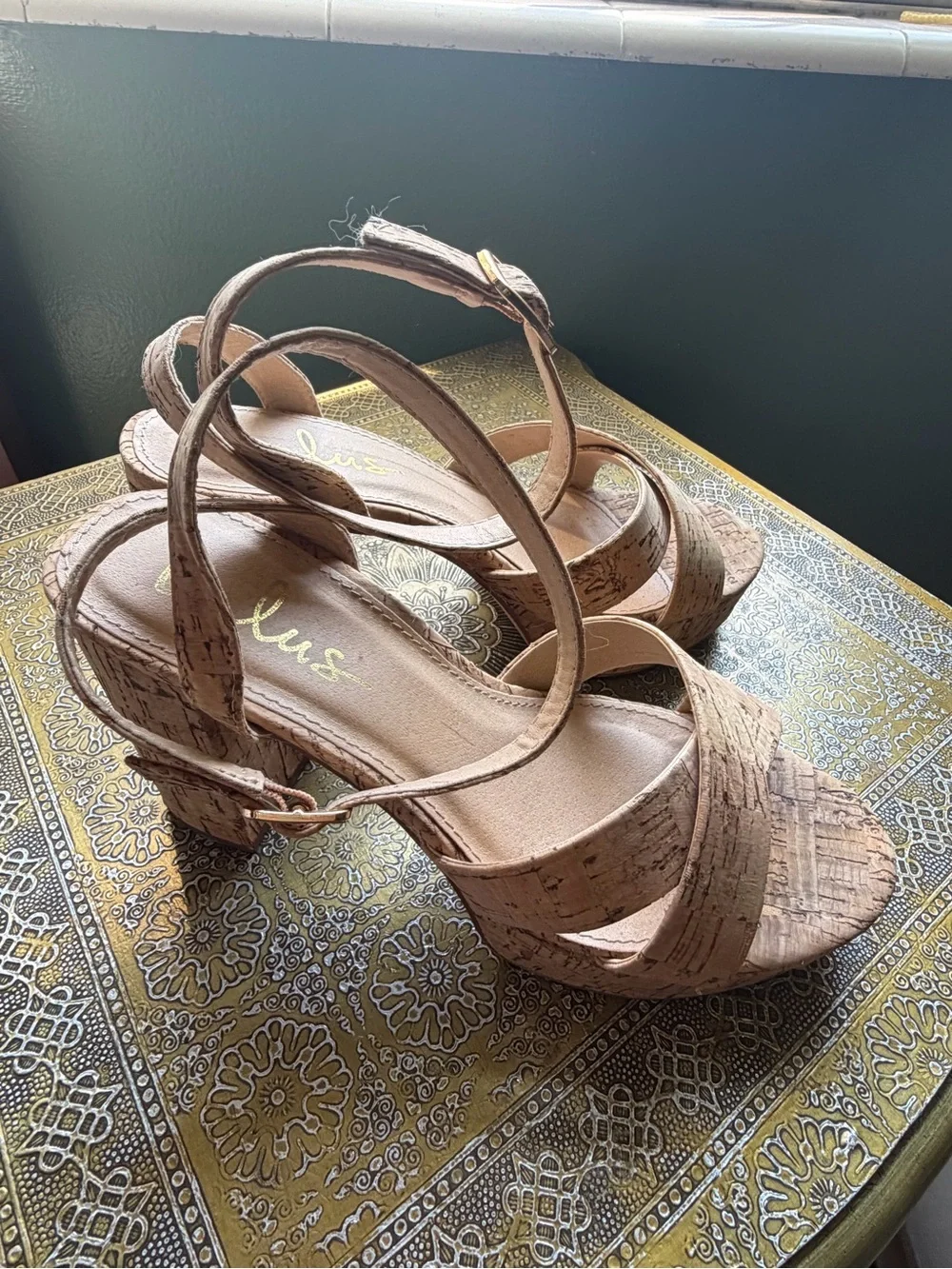Lulus lulu cork