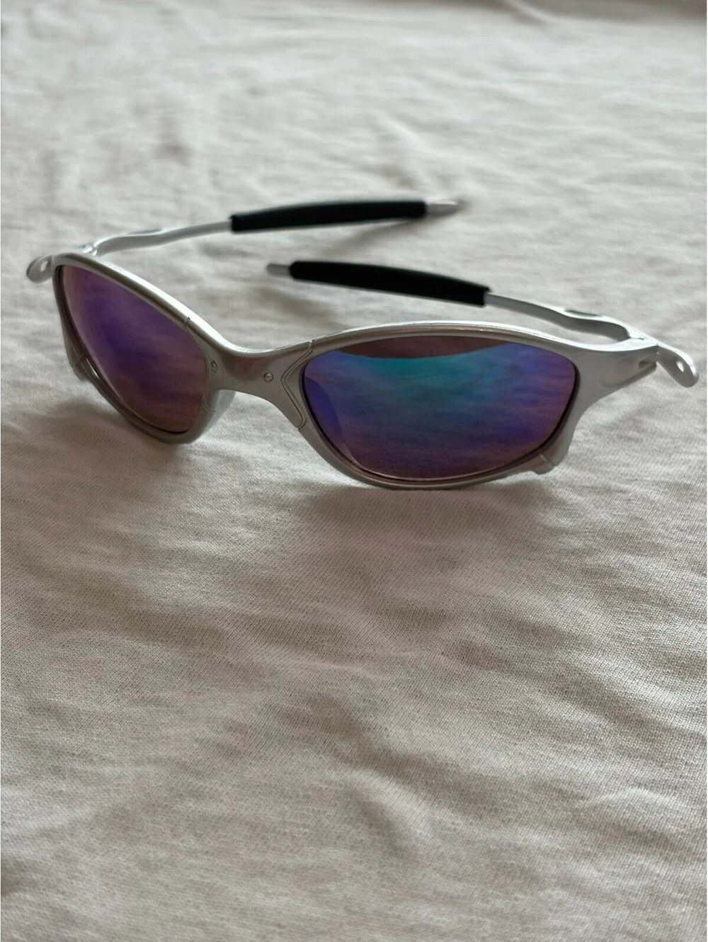 Silver Frame Sunglasses with Purple Reflector