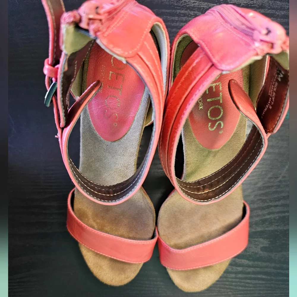 Toetos pink faux