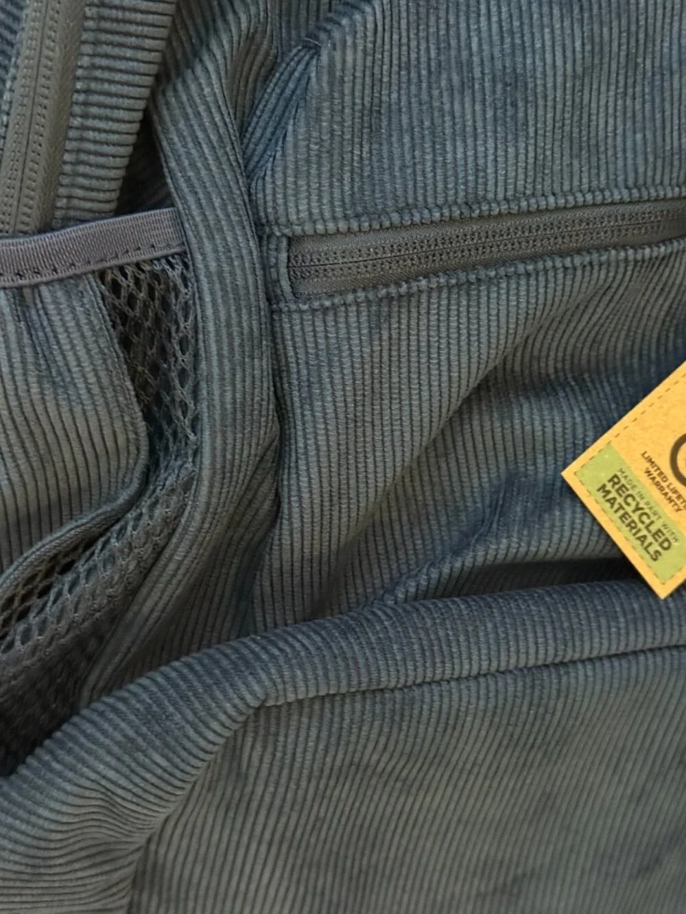 Jansport •• one large