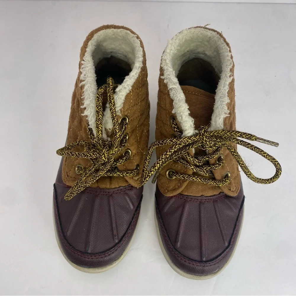 OshKosh Bgosh size 11