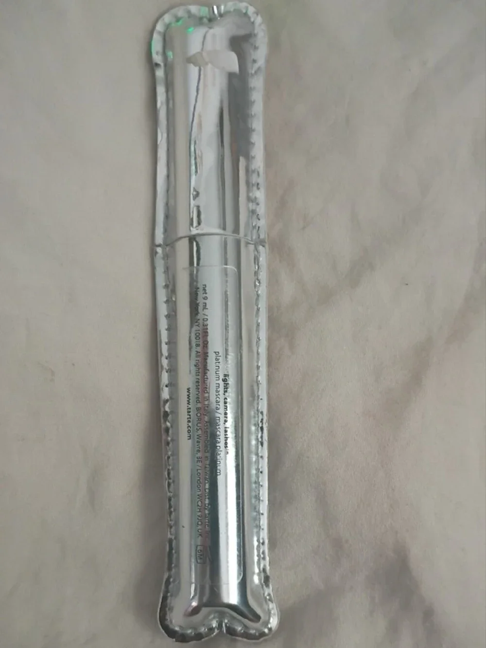 tarte Platinum Lash Mascara Tube in silver