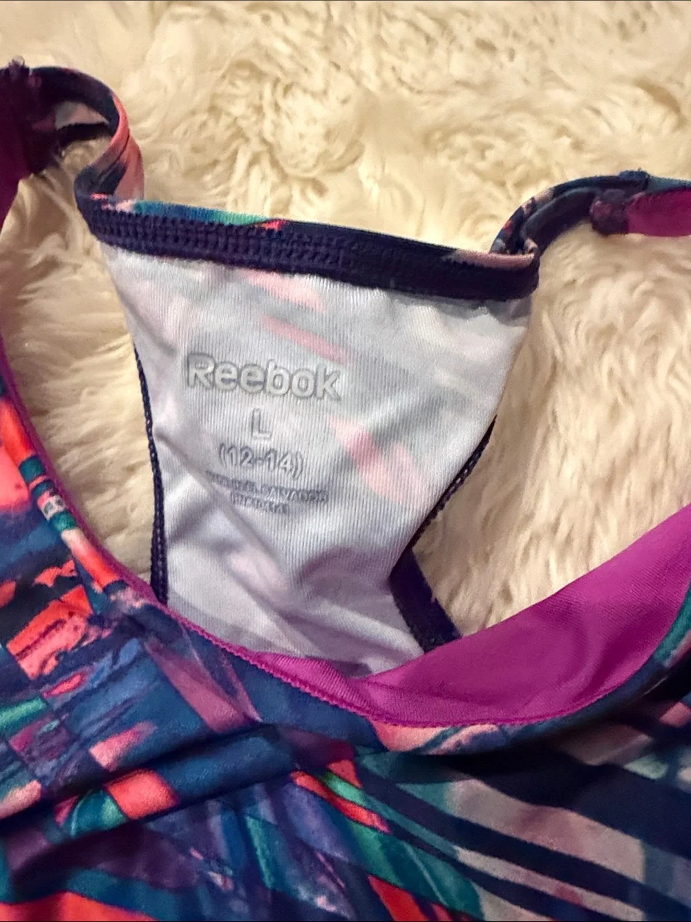 Reebok kids top
