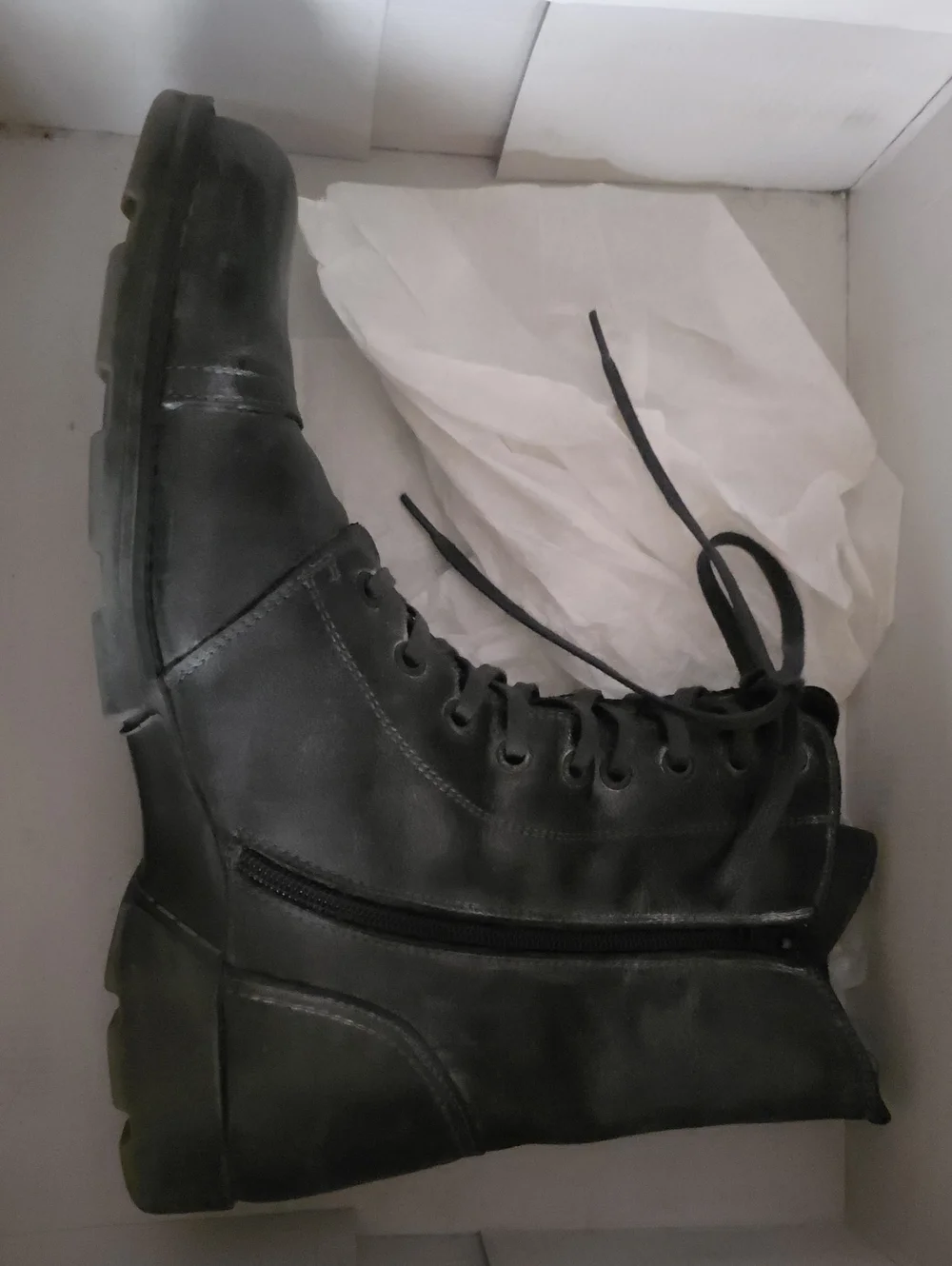 Steve Madden theses are