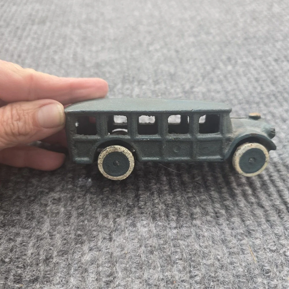 1930's A C Williams Toy Cast Iron Limousine Car Cab Blue 4.5