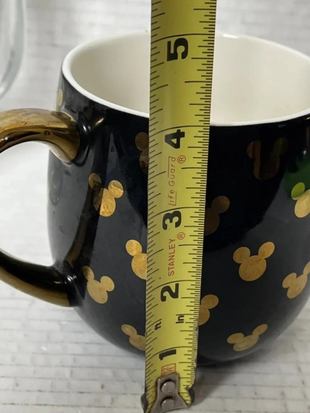 Disney porcelain that material